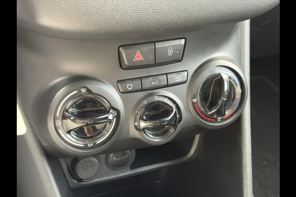 Peugeot 208 1.2 PureTech Signature ✓Net beurt gahad✓Navi✓Carplay✓Lm velgen✓Airco✓Cruise✓5 Deurs✓Pdc✓5 Deurs✓Lm velgen✓N.A.P✓Apk tot 04-2027