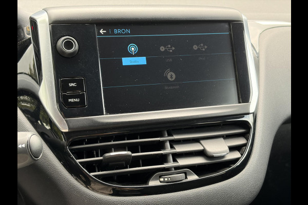 Peugeot 208 1.2 PureTech Signature ✓Net beurt gahad✓Navi✓Carplay✓Lm velgen✓Airco✓Cruise✓5 Deurs✓Pdc✓5 Deurs✓Lm velgen✓N.A.P✓Apk tot 04-2027
