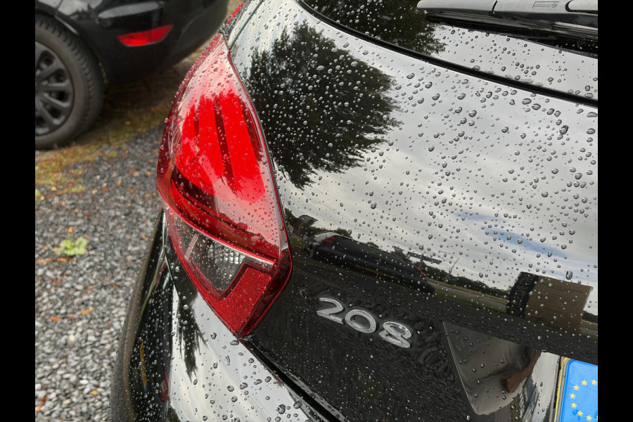 Peugeot 208 1.2 PureTech Signature ✓Net beurt gahad✓Navi✓Carplay✓Lm velgen✓Airco✓Cruise✓5 Deurs✓Pdc✓5 Deurs✓Lm velgen✓N.A.P✓Apk tot 04-2027