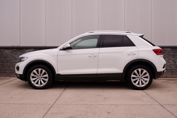 Volkswagen T-Roc 1.5 TSI Sport | LED | Trekhaak | Carplay | Camera | Virtual Cockpit | Blind-Spot | PDC