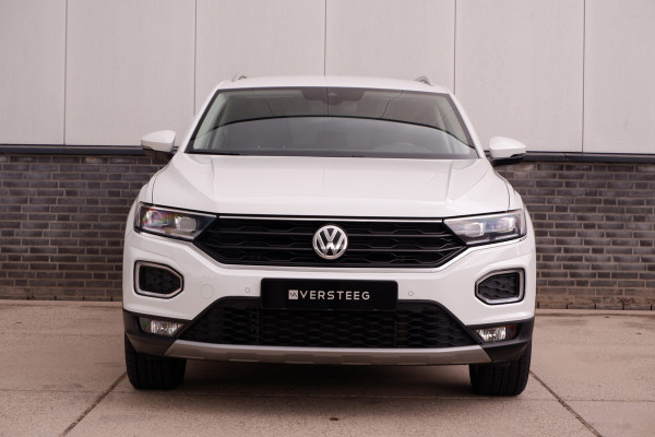 Volkswagen T-Roc 1.5 TSI Sport | LED | Trekhaak | Carplay | Camera | Virtual Cockpit | Blind-Spot | PDC