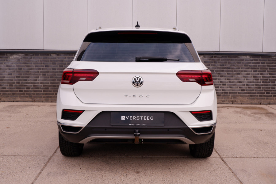 Volkswagen T-Roc 1.5 TSI Sport | LED | Trekhaak | Carplay | Camera | Virtual Cockpit | Blind-Spot | PDC