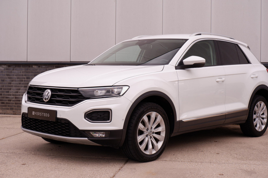 Volkswagen T-Roc 1.5 TSI Sport | LED | Trekhaak | Carplay | Camera | Virtual Cockpit | Blind-Spot | PDC