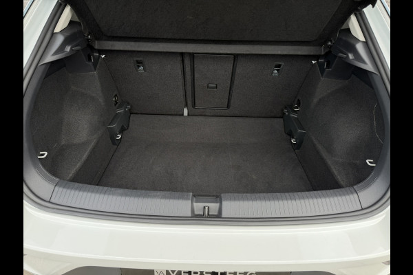 Volkswagen T-Roc 1.5 TSI Sport | LED | Trekhaak | Carplay | Camera | Virtual Cockpit | Blind-Spot | PDC