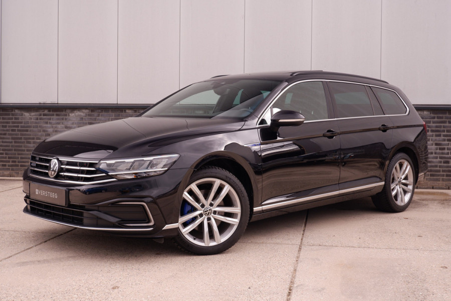 Volkswagen Passat Variant 1.4 TSI PHEV GTE Business | Pano | Carplay | LED | Camera | Navi | LED