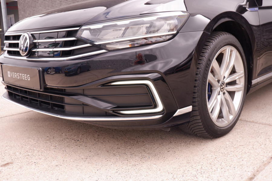 Volkswagen Passat Variant 1.4 TSI PHEV GTE Business | Pano | Carplay | LED | Camera | Navi | LED