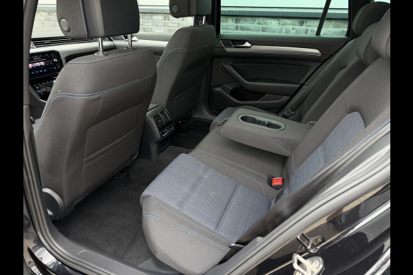 Volkswagen Passat Variant 1.4 TSI PHEV GTE Business | Pano | Carplay | LED | Camera | Navi | LED