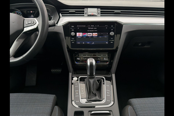 Volkswagen Passat Variant 1.4 TSI PHEV GTE Business | Pano | Carplay | LED | Camera | Navi | LED