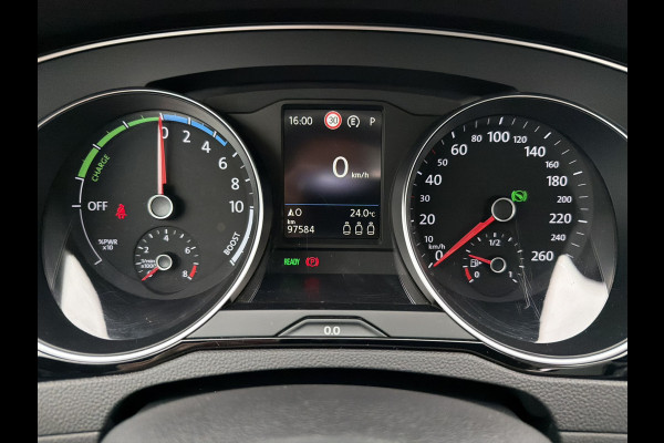 Volkswagen Passat Variant 1.4 TSI PHEV GTE Business | Pano | Carplay | LED | Camera | Navi | LED
