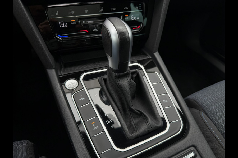 Volkswagen Passat Variant 1.4 TSI PHEV GTE Business | Pano | Carplay | LED | Camera | Navi | LED