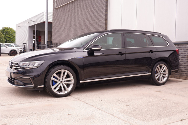Volkswagen Passat Variant 1.4 TSI PHEV GTE Business | Pano | Carplay | LED | Camera | Navi | LED