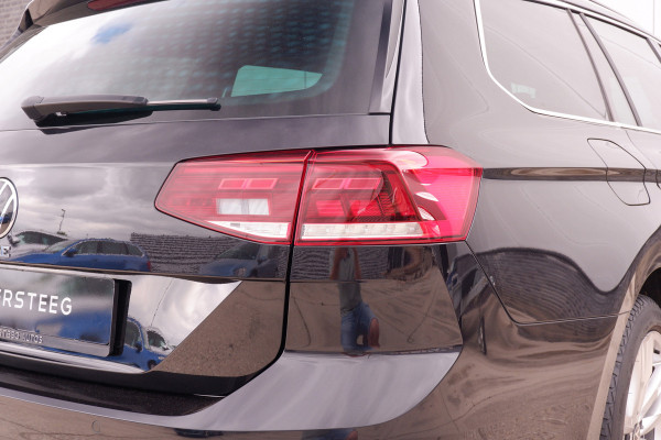 Volkswagen Passat Variant 1.4 TSI PHEV GTE Business | Pano | Carplay | LED | Camera | Navi | LED