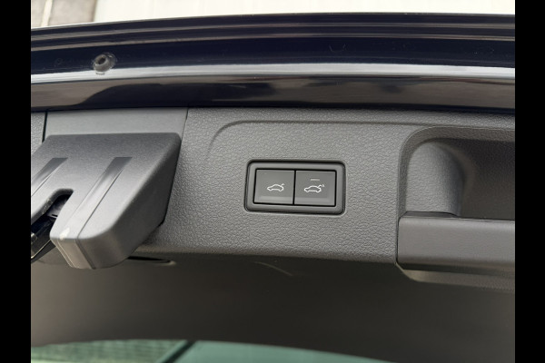 Volkswagen Passat Variant 1.4 TSI PHEV GTE Business | Pano | Carplay | LED | Camera | Navi | LED