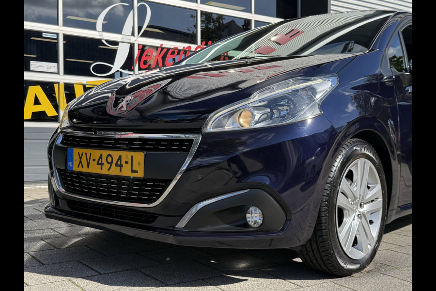 Peugeot 208 1.2 PureTech Signature - Navigatie I Airco I LED I PDC I Comfort pakket I Dealer onderhouden