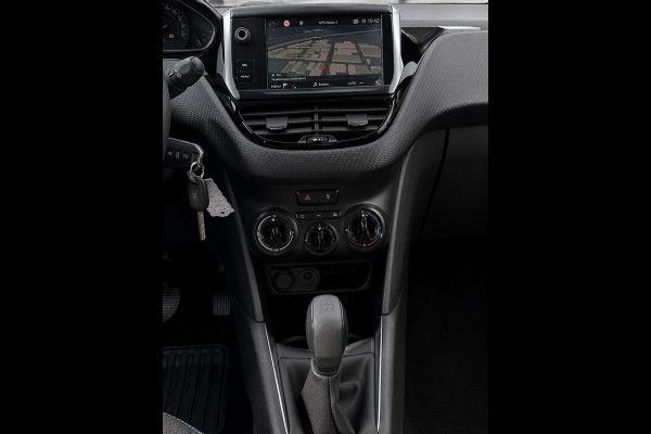 Peugeot 208 1.2 PureTech Signature - Navigatie I Airco I LED I PDC I Comfort pakket I Dealer onderhouden