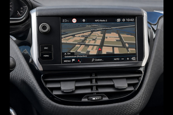 Peugeot 208 1.2 PureTech Signature - Navigatie I Airco I LED I PDC I Comfort pakket I Dealer onderhouden