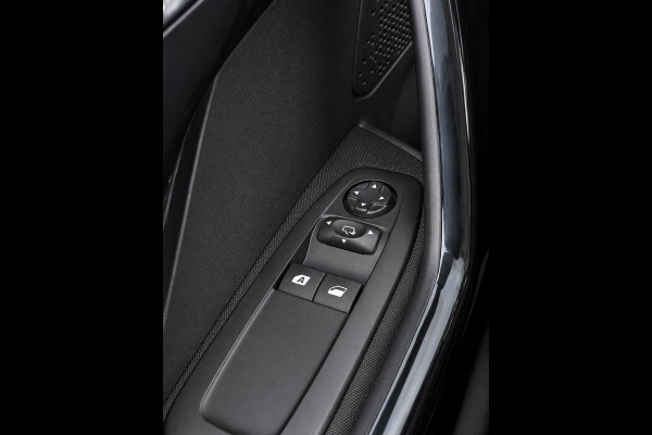 Peugeot 208 1.2 PureTech Signature - Navigatie I Airco I LED I PDC I Comfort pakket I Dealer onderhouden