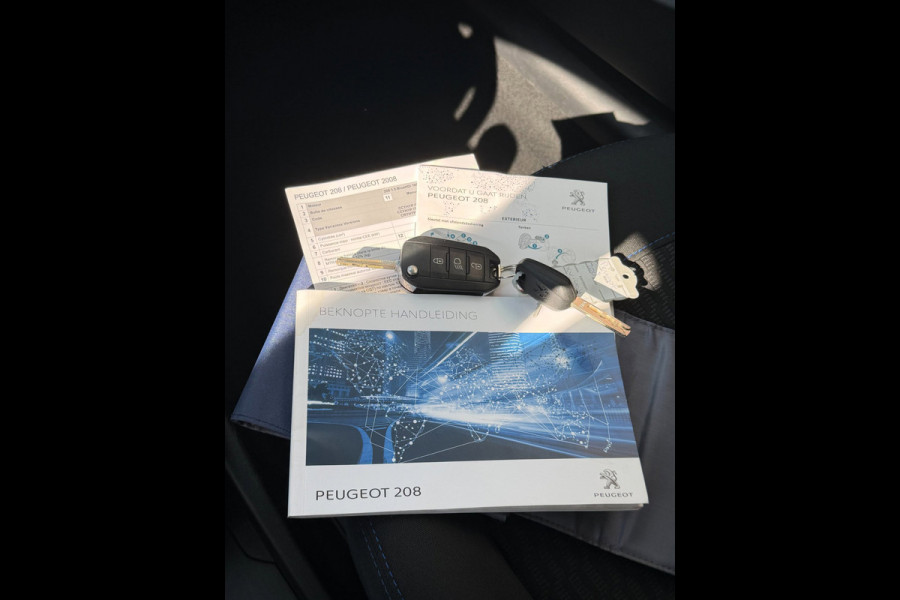 Peugeot 208 1.2 PureTech Signature - Navigatie I Airco I LED I PDC I Comfort pakket I Dealer onderhouden