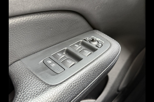 Volvo V60 2.0 T8 Twin Engine AWD Inscription | Panoramadak | 360 camera | Harman/Kardon | Adaptive cruise | Stoelverwarming