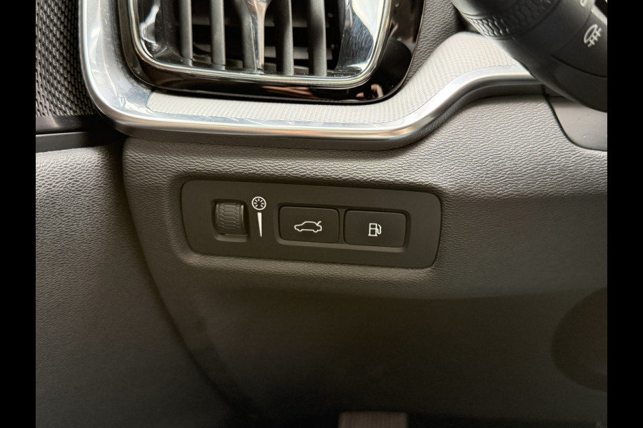Volvo V60 2.0 T8 Twin Engine AWD Inscription | Panoramadak | 360 camera | Harman/Kardon | Adaptive cruise | Stoelverwarming