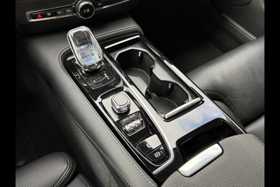 Volvo V60 2.0 T8 Twin Engine AWD Inscription | Panoramadak | 360 camera | Harman/Kardon | Adaptive cruise | Stoelverwarming