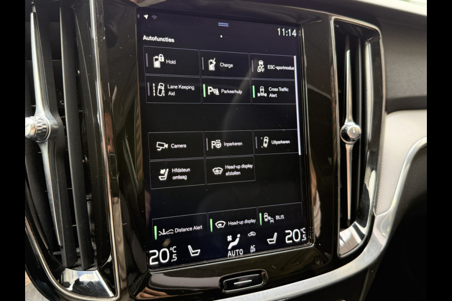 Volvo V60 2.0 T8 Twin Engine AWD Inscription | Panoramadak | 360 camera | Harman/Kardon | Adaptive cruise | Stoelverwarming