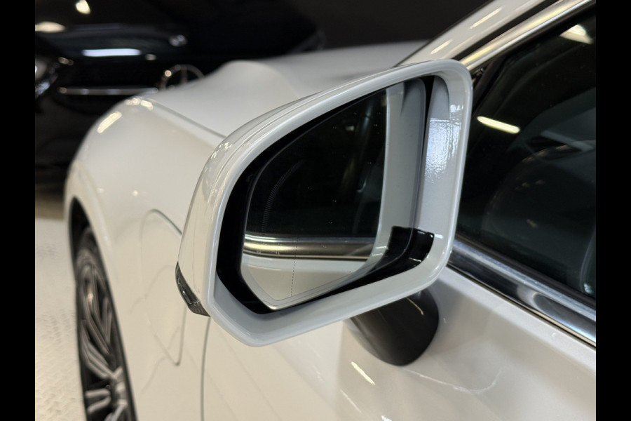 Volvo V60 2.0 T8 Twin Engine AWD Inscription | Panoramadak | 360 camera | Harman/Kardon | Adaptive cruise | Stoelverwarming