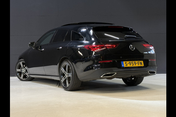 Mercedes-Benz CLA-Klasse Shooting Brake 180 Luxury Line | Panoramadak | Leder | Camera | Sfeerverlichting