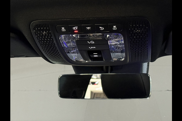 Mercedes-Benz CLA-Klasse Shooting Brake 180 Luxury Line | Panoramadak | Leder | Camera | Sfeerverlichting