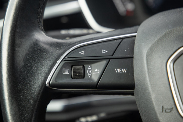 Audi Q3 45 TFSI e edition VIRTUAL COCKPIT / CRUISE CONTROLE / AIRCO / BRUIN LEER / PHEV