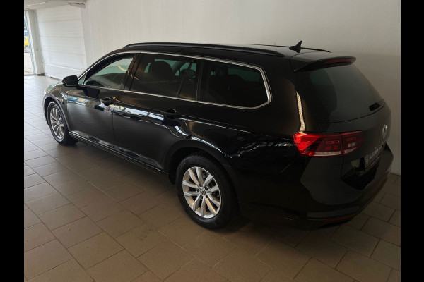 Volkswagen Passat Variant 1.5 TSI DSG AUTOMAAT AIRCO CLIMA NAVI CRUISE APPLE CARPLAY PDC PRIVACY GLAS TREKHAAK ZEER NETTE AUTO
