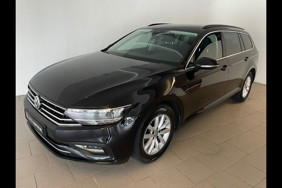 Volkswagen Passat Variant 1.5 TSI DSG AUTOMAAT AIRCO CLIMA NAVI CRUISE APPLE CARPLAY PDC PRIVACY GLAS TREKHAAK ZEER NETTE AUTO
