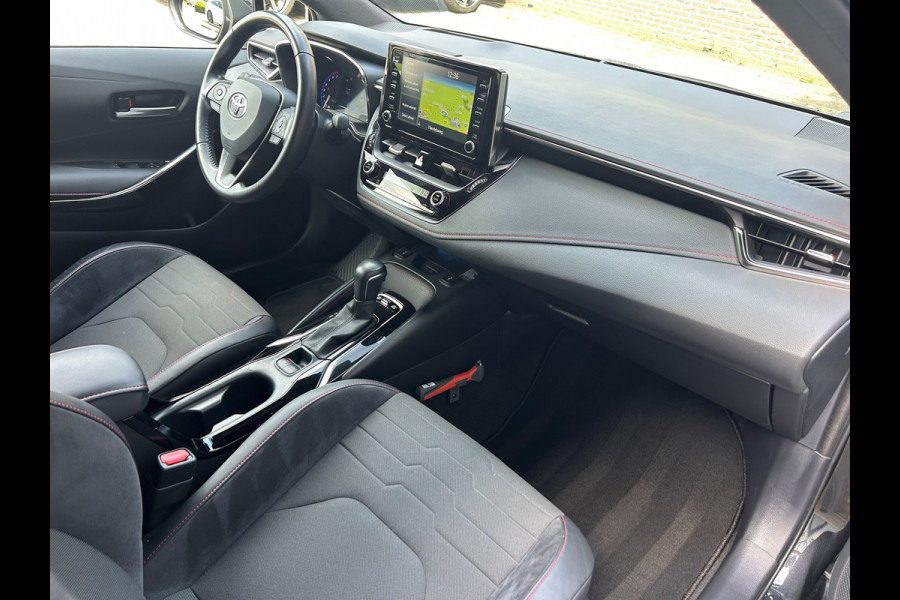 Toyota Corolla Touring Sports 1.8 Hybrid Executive 1e EIG BTW Auto Rijklaarprijs!
