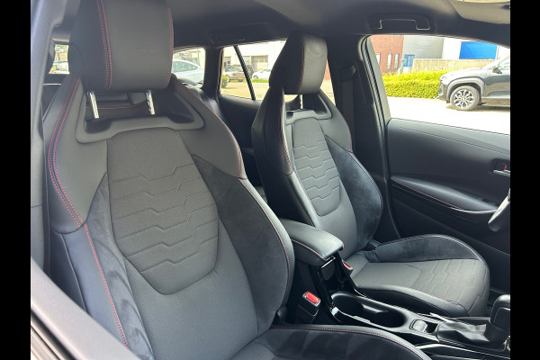 Toyota Corolla Touring Sports 1.8 Hybrid Executive 1e EIG BTW Auto Rijklaarprijs!