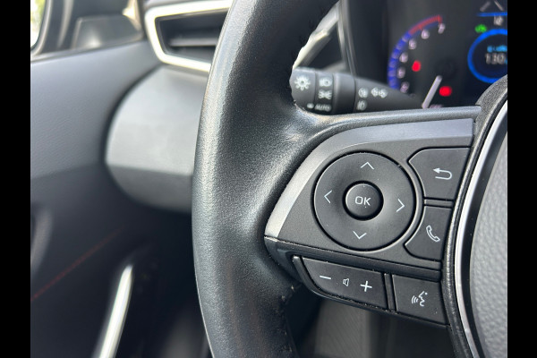 Toyota Corolla Touring Sports 1.8 Hybrid Executive 1e EIG BTW Auto Rijklaarprijs!