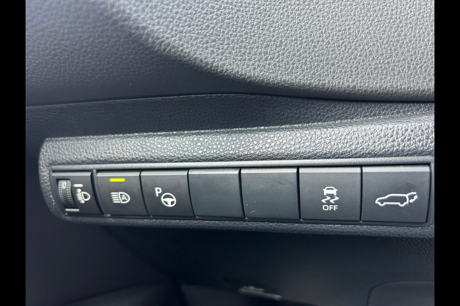 Toyota Corolla Touring Sports 1.8 Hybrid Executive 1e EIG BTW Auto Rijklaarprijs!