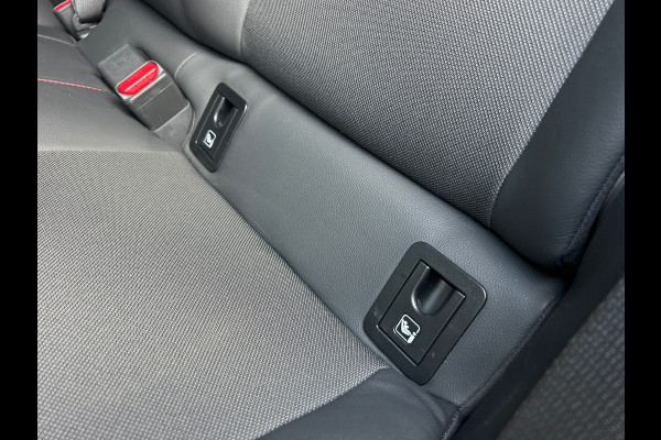 Toyota Corolla Touring Sports 1.8 Hybrid Executive 1e EIG BTW Auto Rijklaarprijs!