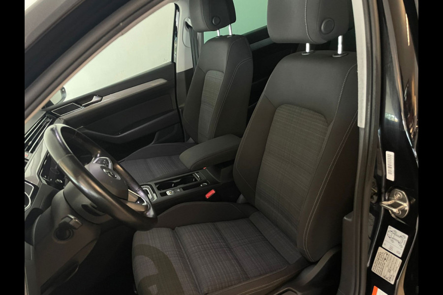 Volkswagen Passat Variant 1.5 TSI DSG AUTOMAAT AIRCO CLIMA NAVI CRUISE APPLE CARPLAY PDC PRIVACY GLAS TREKHAAK ZEER NETTE AUTO