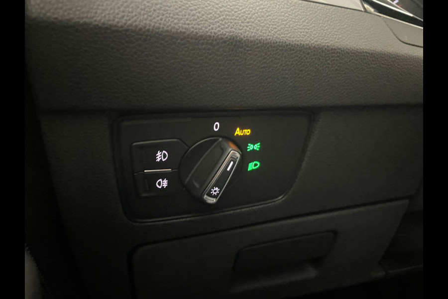 Volkswagen Passat Variant 1.5 TSI DSG AUTOMAAT AIRCO CLIMA NAVI CRUISE APPLE CARPLAY PDC PRIVACY GLAS TREKHAAK ZEER NETTE AUTO