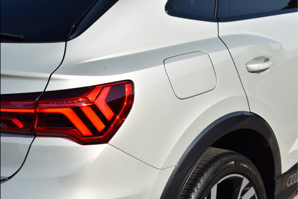 Audi Q3 Sportback 45 TFSI e S-Line 245 Pk Tau Zilver Alle Opties Uniek