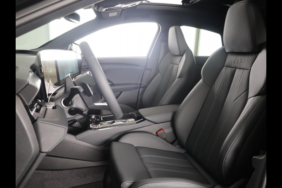 Audi Q6 Sportback e-tron S edition 83Kwh 252 pk | Glazen panoramadak | Exterieurpakket zwart | Trekhaak, mechanisch draaibaar | S line zwart leder-kunstleder |