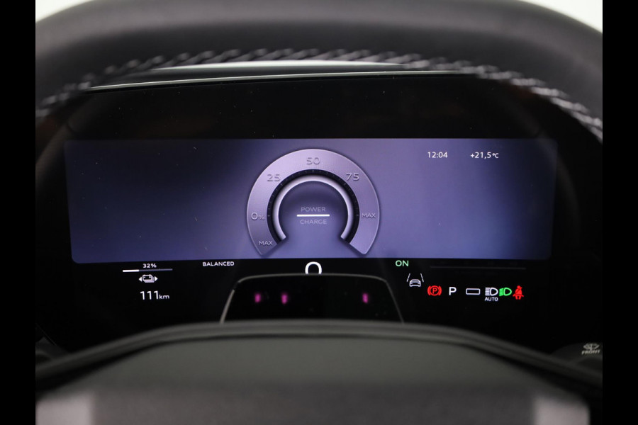 Audi Q6 Sportback e-tron S edition 83Kwh 252 pk | Glazen panoramadak | Exterieurpakket zwart | Trekhaak, mechanisch draaibaar | S line zwart leder-kunstleder |