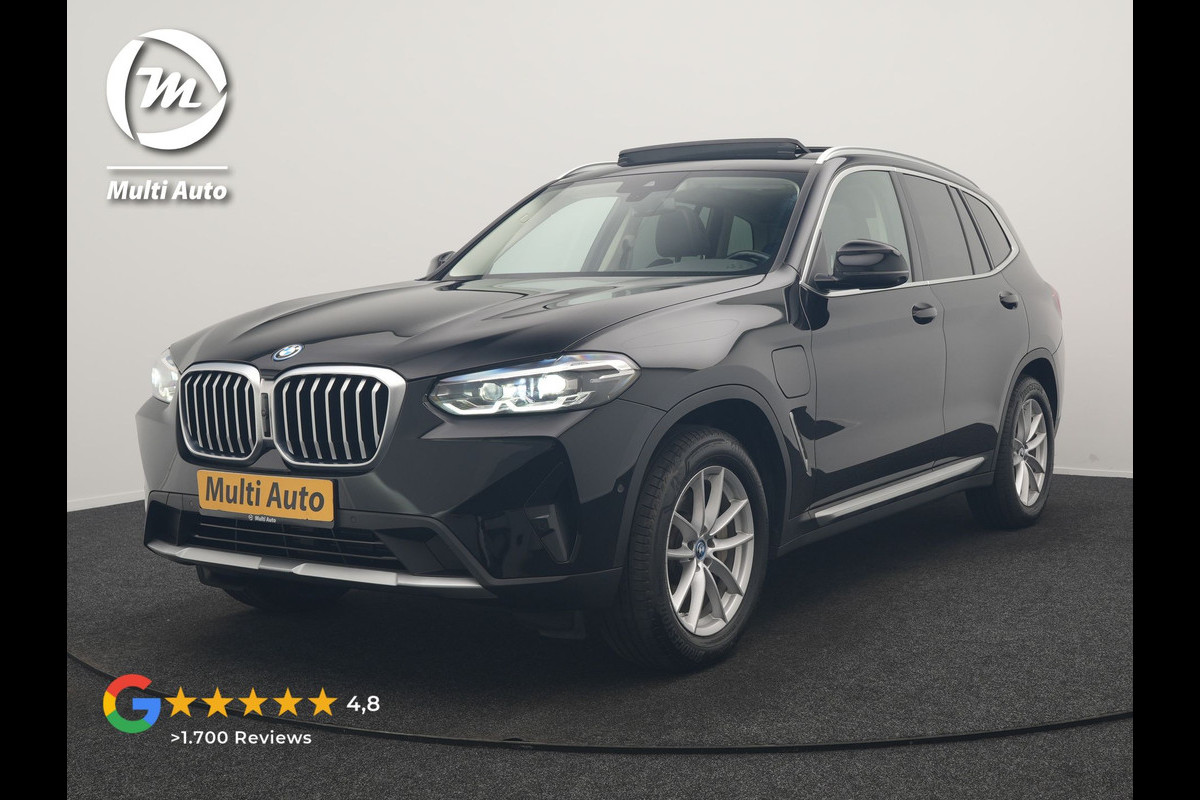 BMW X3 xDrive30e Advantage FACELIFT PHEV 293pk Dealer O.H. | Trekhaak Af Fabriek | Panodak | 360 Camera | Lederen Sportstoelen & Stuur Verwarmd | Apple Carplay | Navigatie | DAB | Virtual Cockpit | Plug In Hybrid |