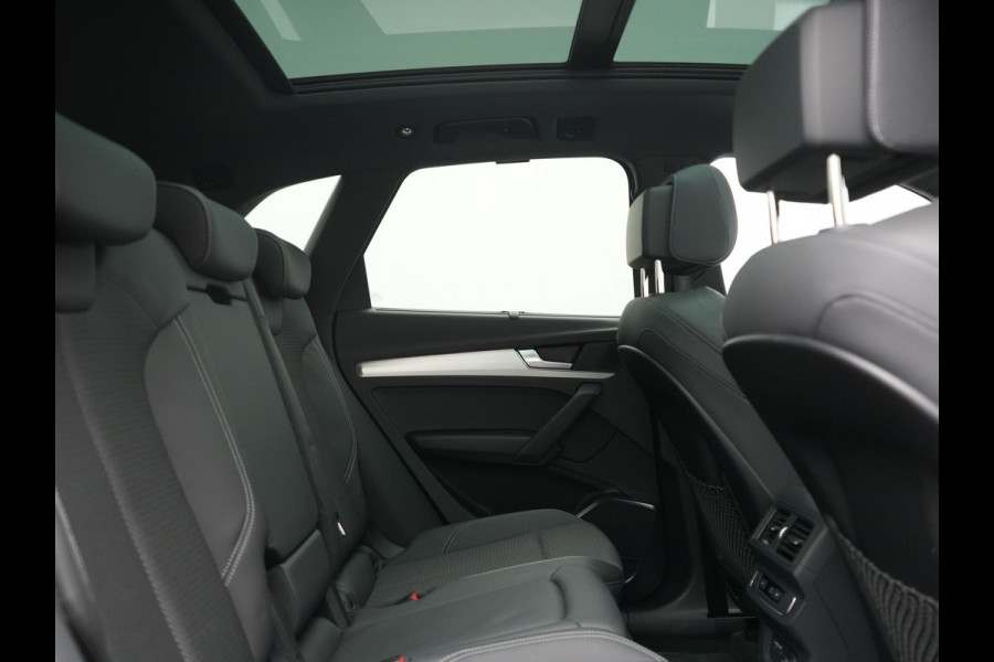 Audi Q5 55 TFSI e 2x S Line PHEV 367pk | Trekhaak Af Fabriek | Panodak | 360 Camera | Lederen Sportstoelen Memory & Verwarmd | Keyless | Blis | Apple Carplay | Cruise Control | Navigatie | DAB | Plug In Hybrid |