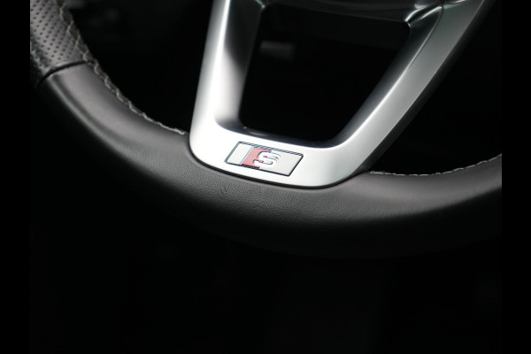 Audi Q5 55 TFSI e 2x S Line PHEV 367pk | Trekhaak Af Fabriek | Panodak | 360 Camera | Lederen Sportstoelen Memory & Verwarmd | Keyless | Blis | Apple Carplay | Cruise Control | Navigatie | DAB | Plug In Hybrid |