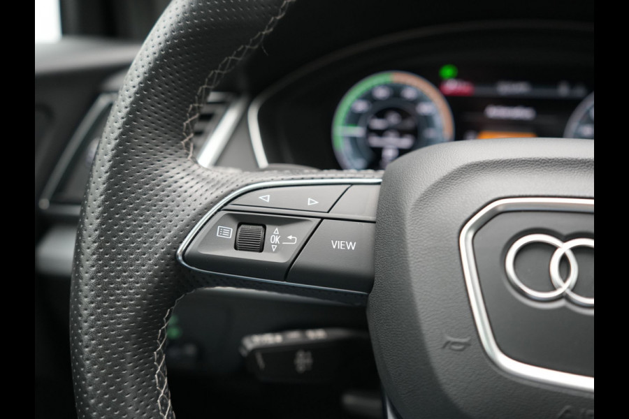 Audi Q5 55 TFSI e 2x S Line PHEV 367pk | Trekhaak Af Fabriek | Panodak | 360 Camera | Lederen Sportstoelen Memory & Verwarmd | Keyless | Blis | Apple Carplay | Cruise Control | Navigatie | DAB | Plug In Hybrid |