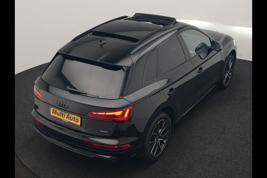 Audi Q5 55 TFSI e 2x S Line PHEV 367pk | Trekhaak Af Fabriek | Panodak | 360 Camera | Lederen Sportstoelen Memory & Verwarmd | Keyless | Blis | Apple Carplay | Cruise Control | Navigatie | DAB | Plug In Hybrid |