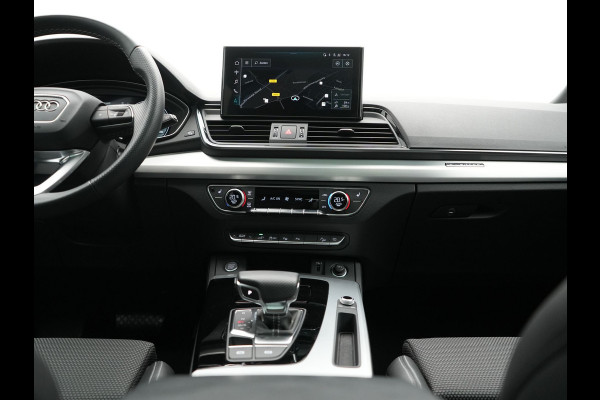 Audi Q5 55 TFSI e 2x S Line PHEV 367pk | Trekhaak Af Fabriek | Panodak | 360 Camera | Lederen Sportstoelen Memory & Verwarmd | Keyless | Blis | Apple Carplay | Cruise Control | Navigatie | DAB | Plug In Hybrid |