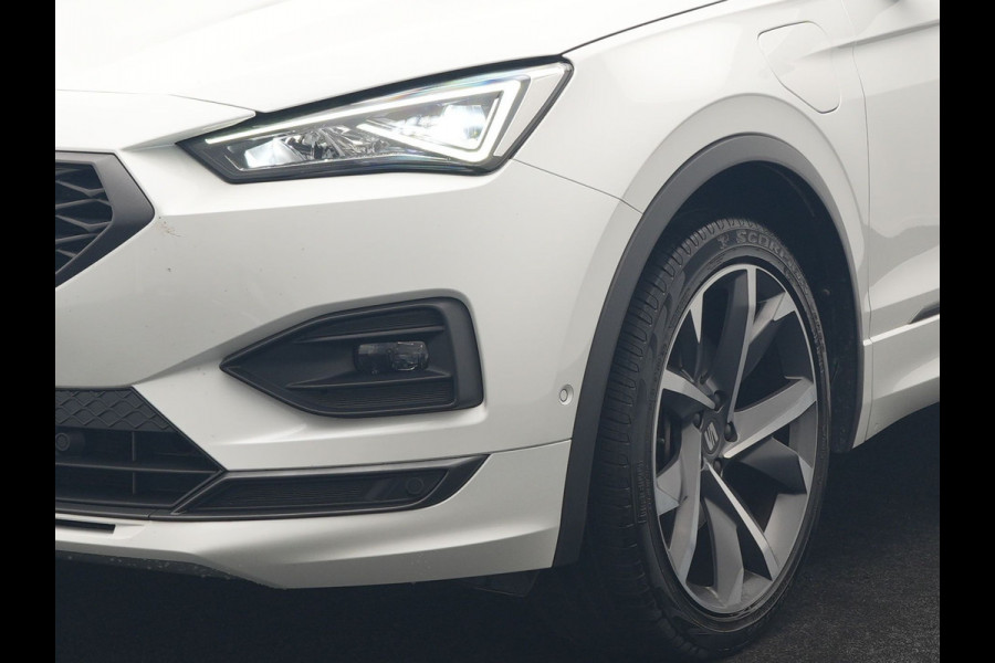 Seat Tarraco 1.4 TSI e-Hybrid FR Business Intense PHEV 245pk | Trekhaak Af Fabriek | Adaptive Cruise | 360 Camera | Sportstoelen Memory & Verwarmd | Keyless | Blis | Stuur Verwarmd | Apple Carplay | Navigatie | DAB | 20"L.M | Plug In Hybrid |