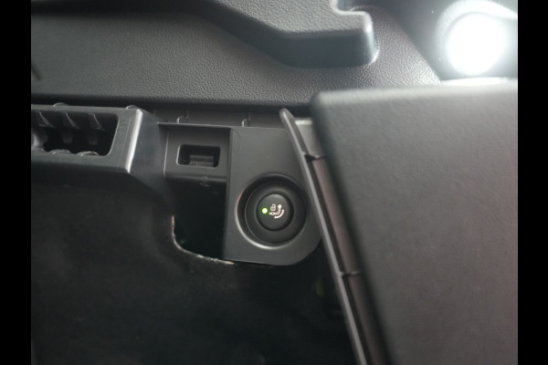 BMW X3 xDrive30e Advantage FACELIFT PHEV 293pk Dealer O.H. | Trekhaak Af Fabriek | Panodak | 360 Camera | Lederen Sportstoelen & Stuur Verwarmd | Apple Carplay | Navigatie | DAB | Virtual Cockpit | Plug In Hybrid |